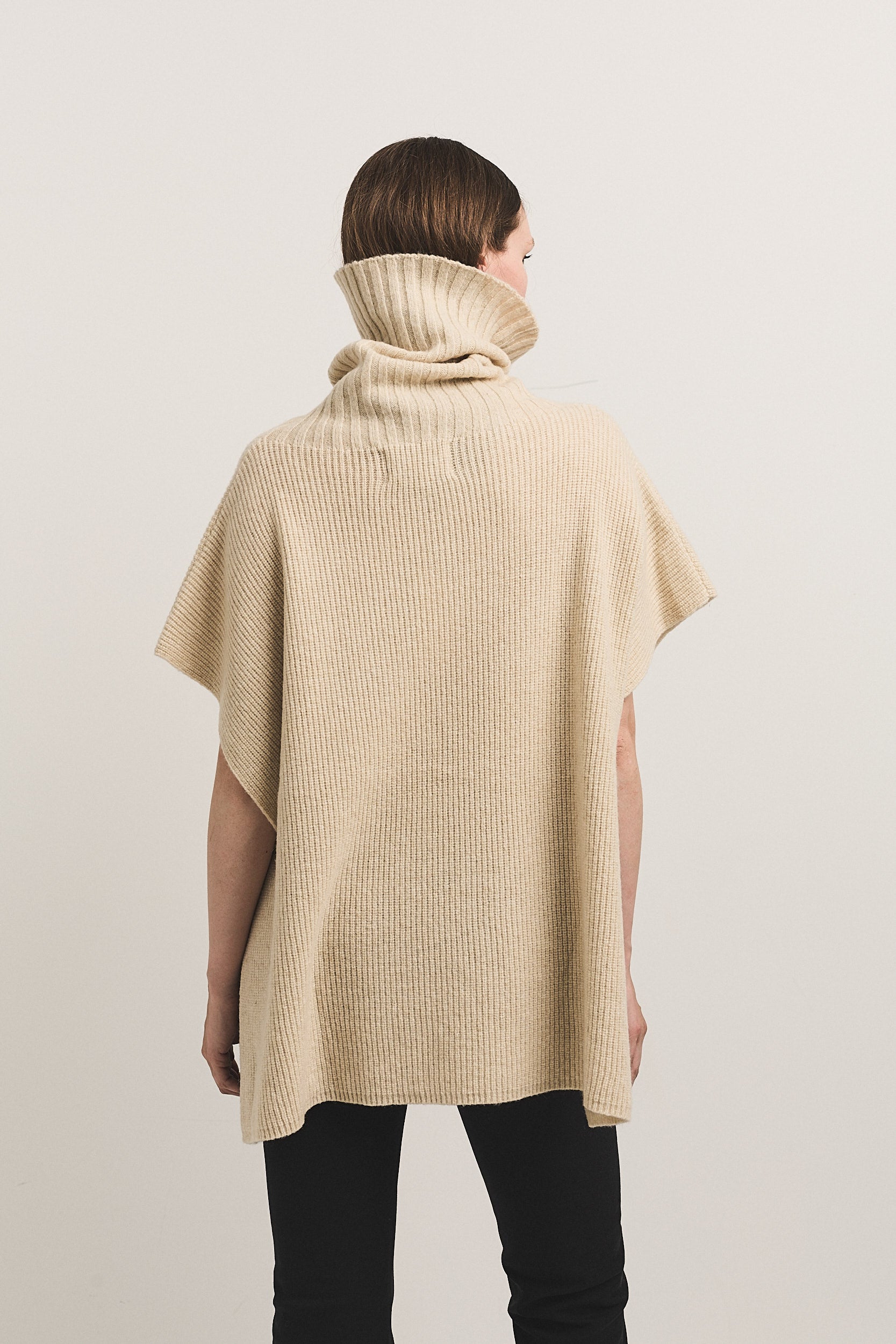 ZURICH CAPE