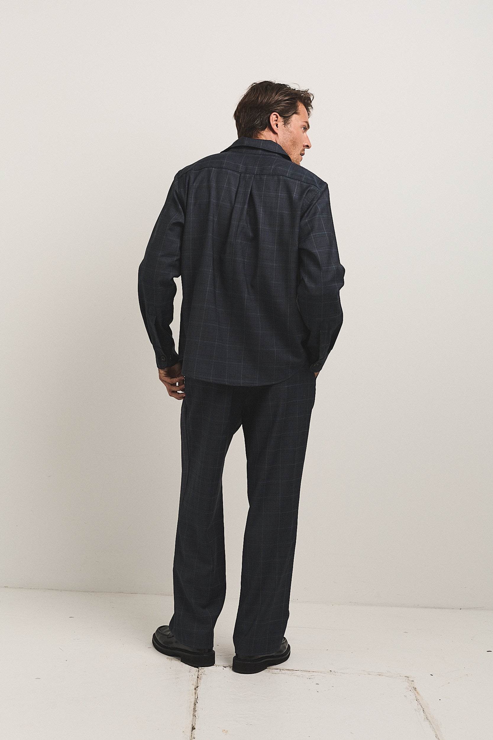 MAX BUTTON OVERSHIRT