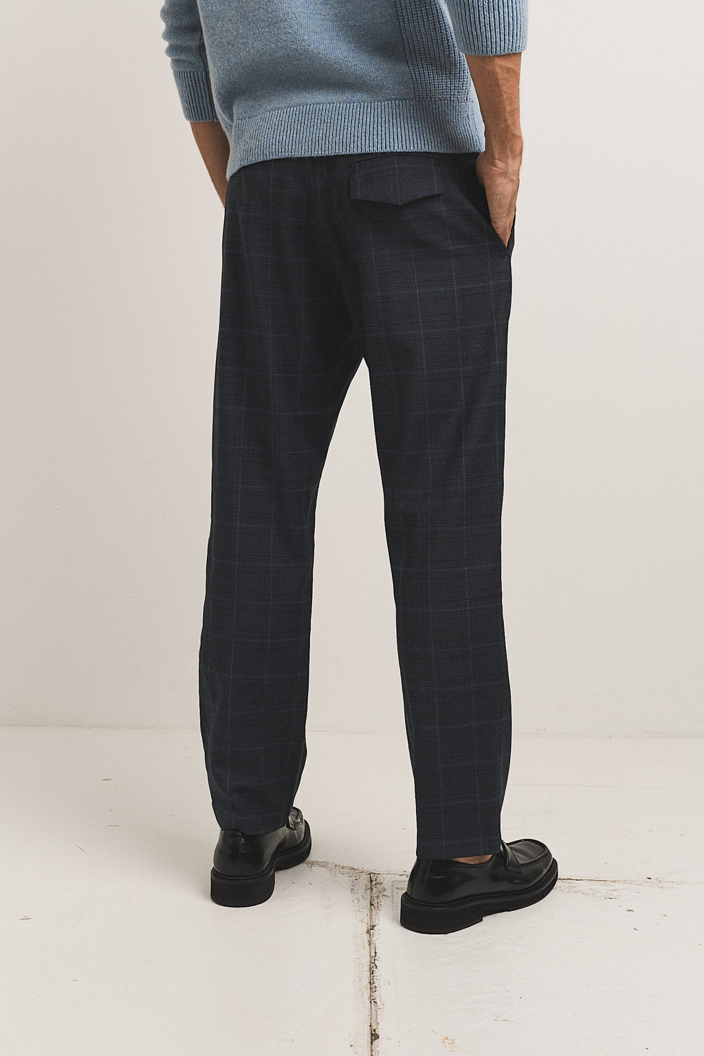 BRAD PANTS