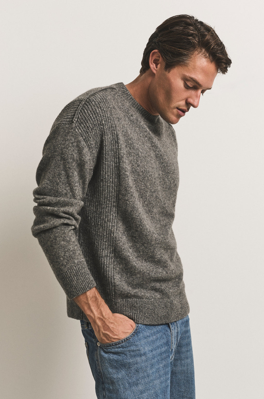 AMIR SWEATER