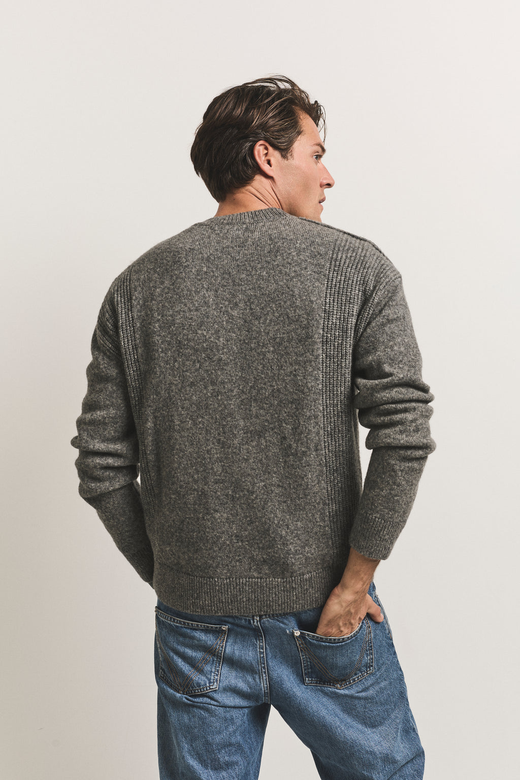 AMIR SWEATER