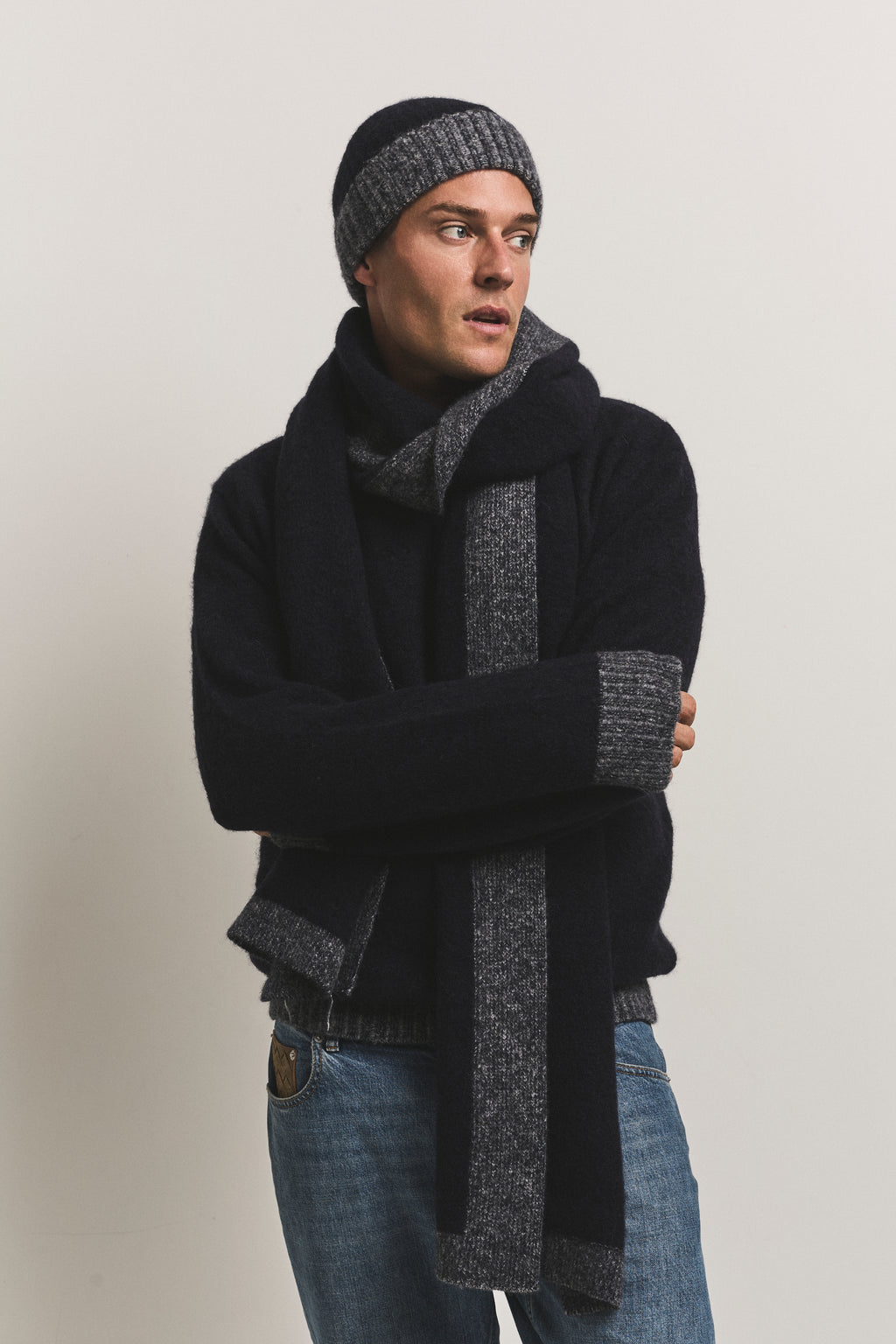 GSTAAD SCARF