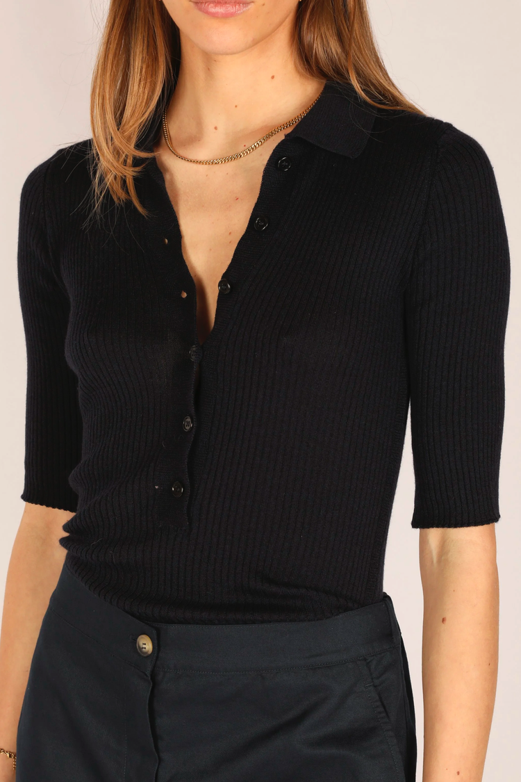 LILA TOP